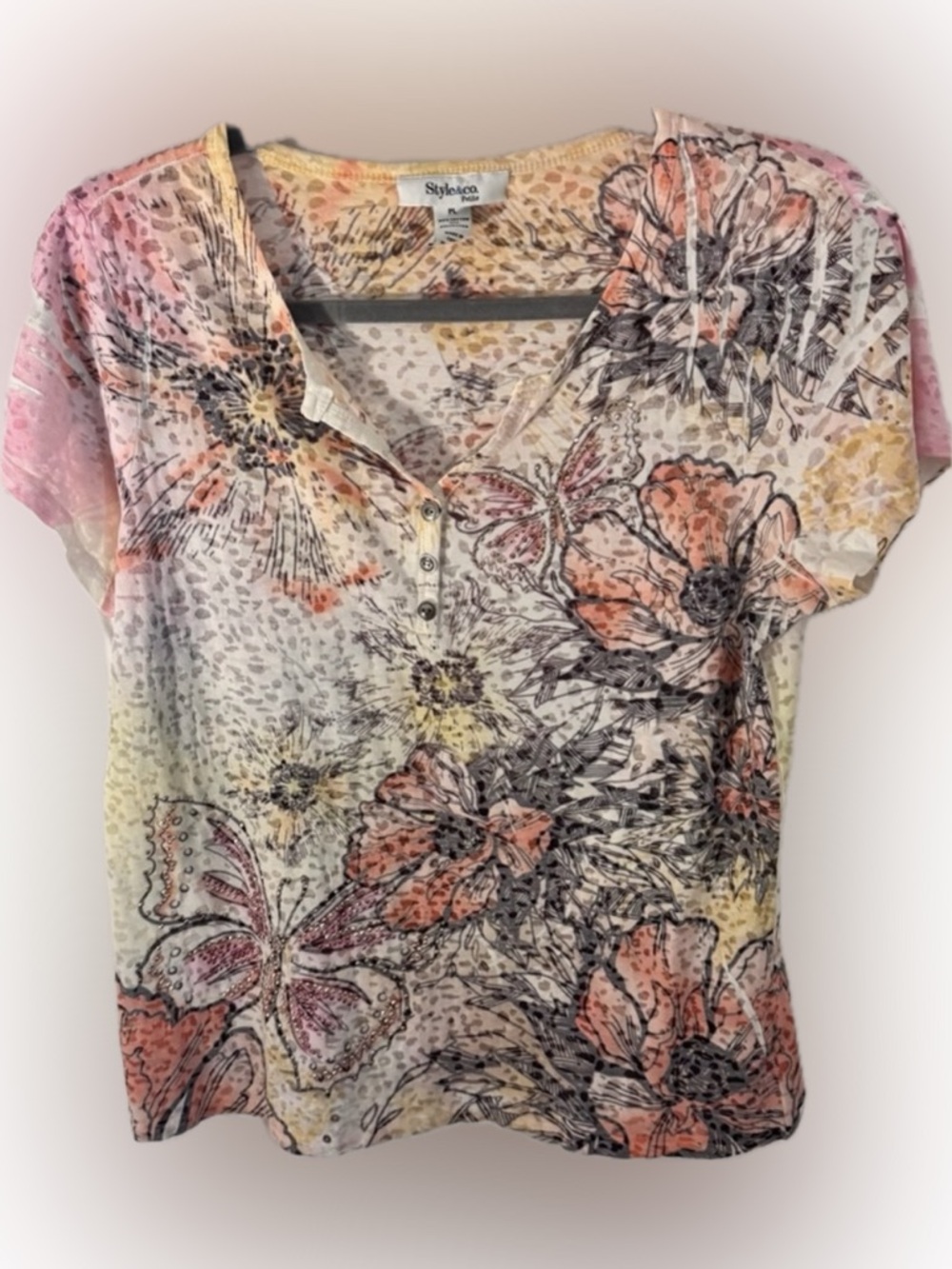 Style & Co Petite Floral Butterfly Top - Petite Size Large - EUC